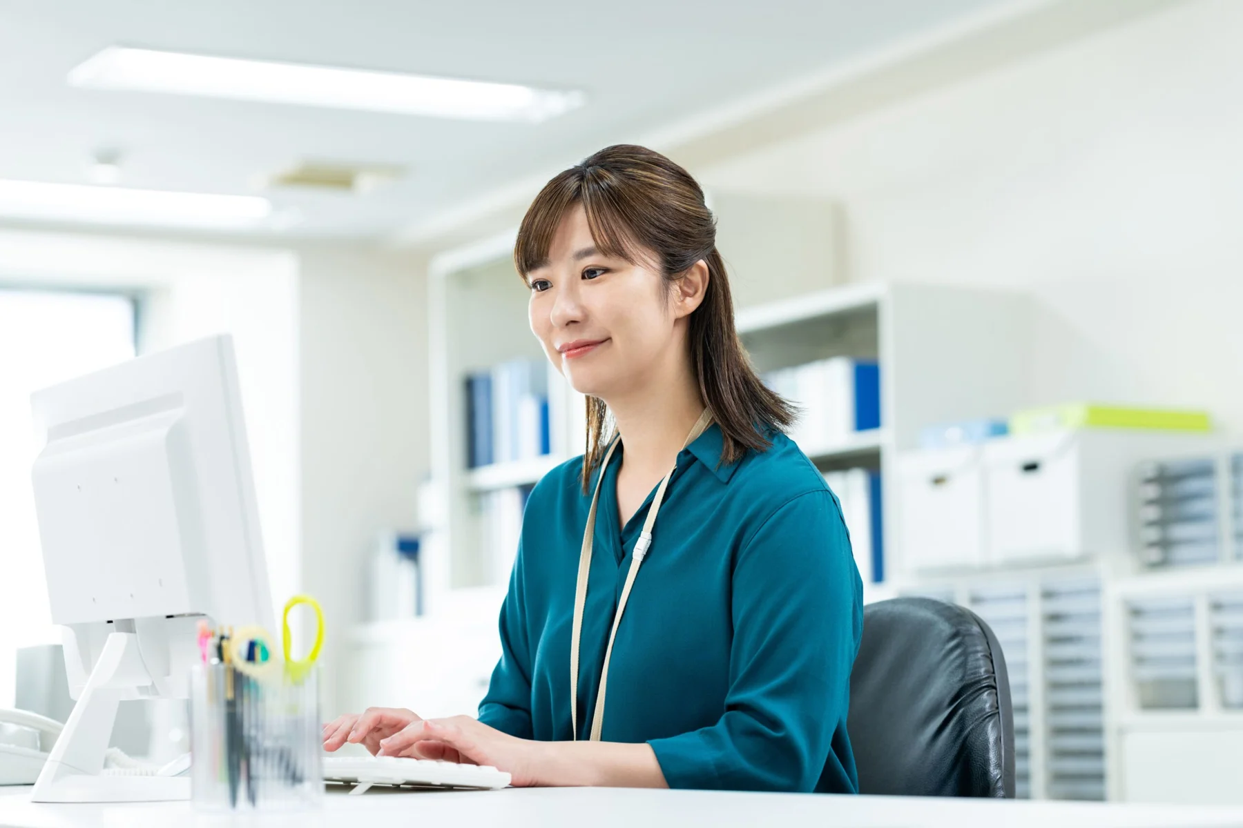相談を受けるサポート担当のイメージ